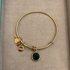 NWOT Alex and Ani Bracelet RARE